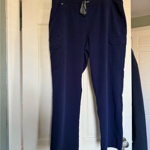 Figs Women’s Navy scrub pants